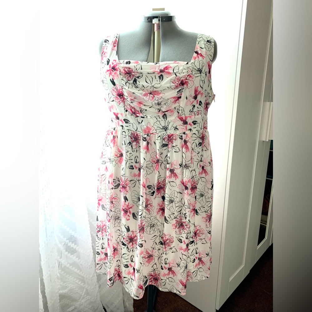 Torrid White/Pink Floral Dress